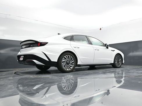 Used 2025 Hyundai Sonata SEL FWD image 58
