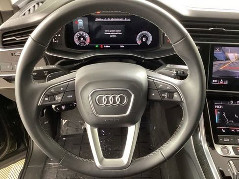 Certified 2025 Audi Q7 3.0T Premium w/ Convenience Package image 29