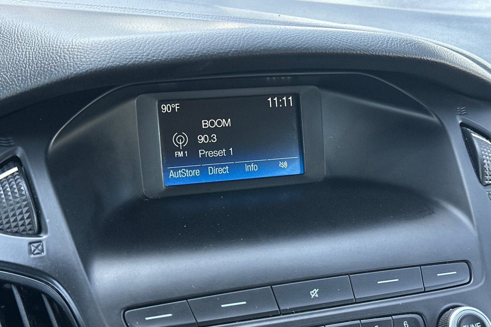 Used 2018 Ford Focus SE FWD image 23
