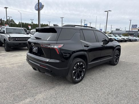 Used 2026 Chevrolet Equinox RS image 3