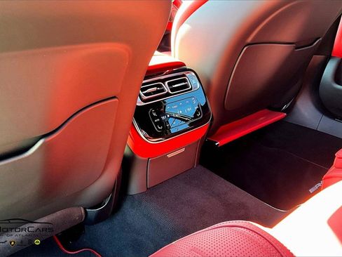 Used 2025 Mercedes-Benz S 63 AMG S image 30