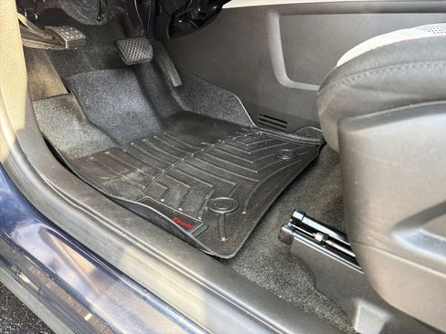 Used 2015 Chevrolet Equinox LT w/ Driver Convenience Package image 17