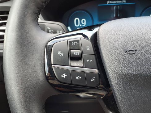 Used 2025 Ford Escape Platinum AWD/4WD image 25