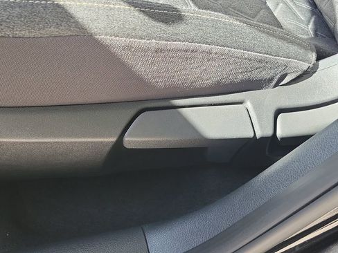 Certified 2025 Nissan Kicks SV w/ SV Premium Package image 26