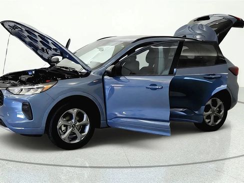 Used 2024 Ford Escape ST-Line w/ Tech Pack #1 AWD/4WD image 10
