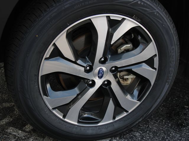 Used 2020 Subaru Outback Touring AWD/4WD image 12