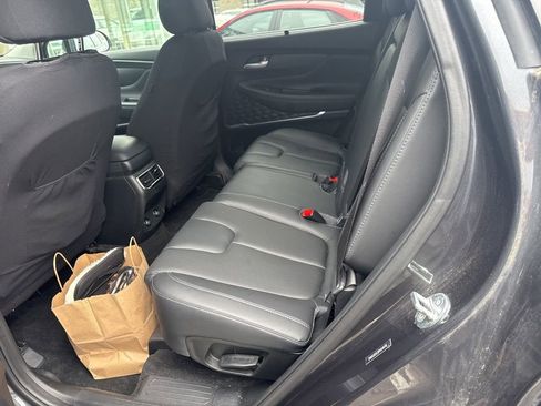 Used 2023 Hyundai Santa Fe SEL w/ Premium Package image 7