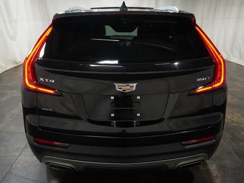 Used 2021 Cadillac XT4 Premium Luxury w/ Enhanced Visibility Package image 5