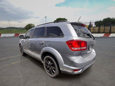 Used 2015 Dodge Journey SXT w/ Flexible Seating Group FWD image 4