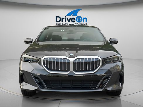 Used 2024 BMW 530i xDrive 530i xDrive image 17