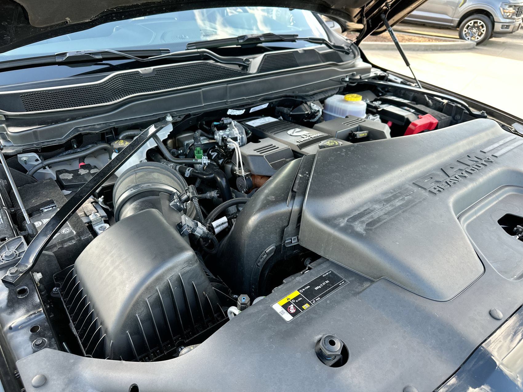 Used 2024 RAM 2500 Limited AWD/4WD image 25