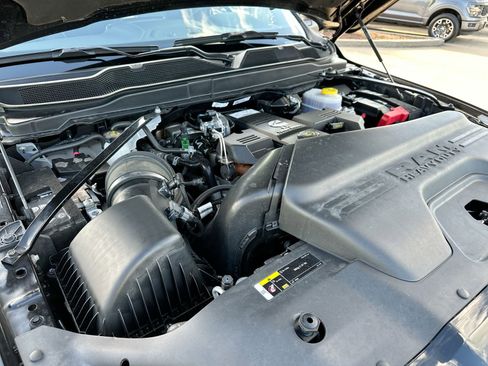 Used 2024 RAM 2500 Limited AWD/4WD image 25