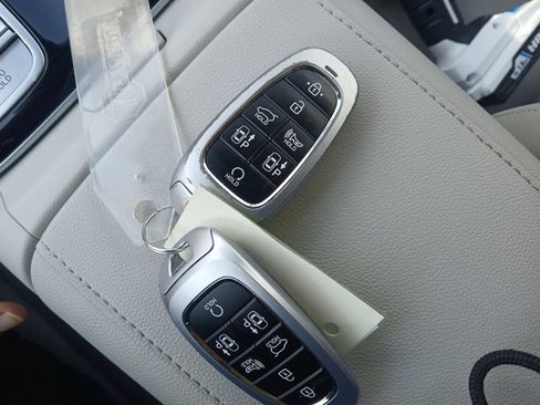 Used 2024 Hyundai Tucson Limited AWD/4WD image 6