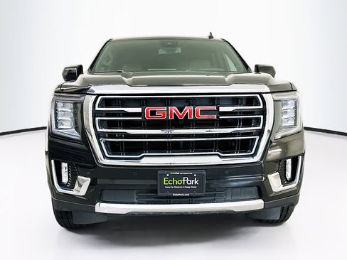 Used 2024 GMC Yukon SLT image 2
