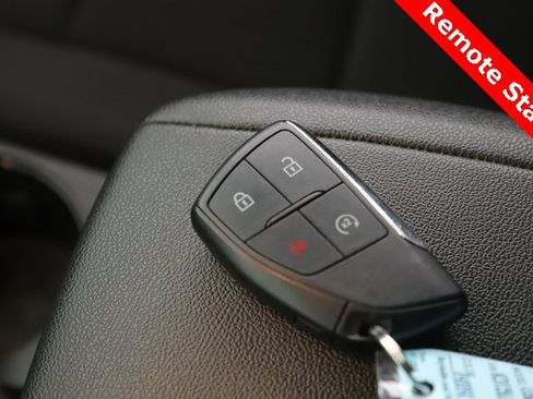 Used 2024 Chevrolet Colorado LT w/ LT Convenience Package II image 3