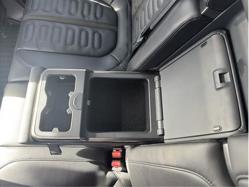 Used 2022 Rivian R1T Adventure image 23