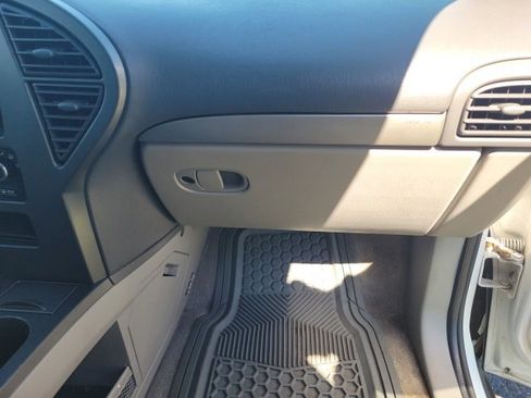 Used 2005 Buick Rendezvous CX image 14