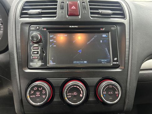 Used 2014 Subaru Crosstrek 2.0i Limited image 16