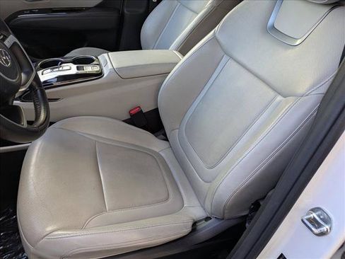 Used 2024 Hyundai Tucson Limited FWD image 15