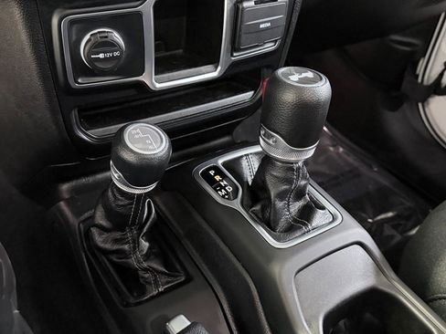 Certified 2024 Jeep Wrangler Sport image 32