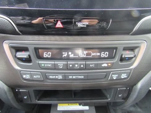 Used 2023 Honda Passport TrailSport image 44