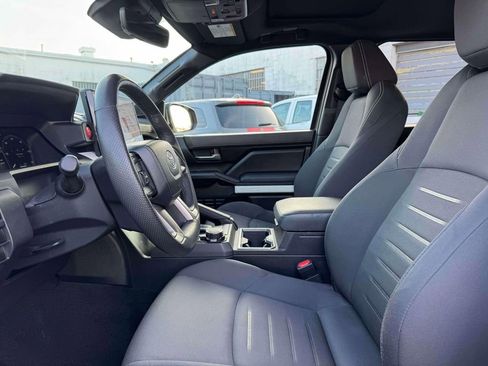 Used 2024 Toyota Tacoma TRD Sport w/ TRD Sport Upgrade Package image 12