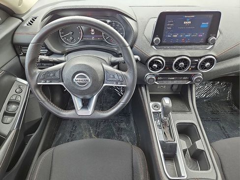 Used 2021 Nissan Sentra SR w/ Lighting Package image 18