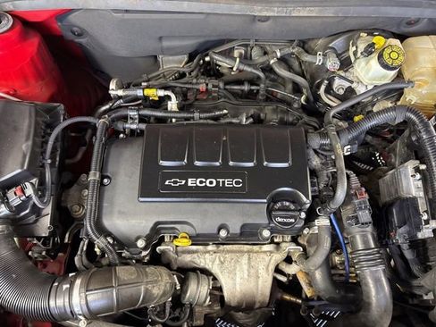 Used 2014 Chevrolet Cruze LT FWD image 29