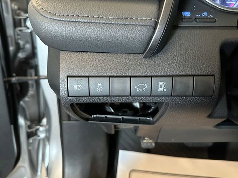 Used 2023 Toyota Camry LE FWD image 15