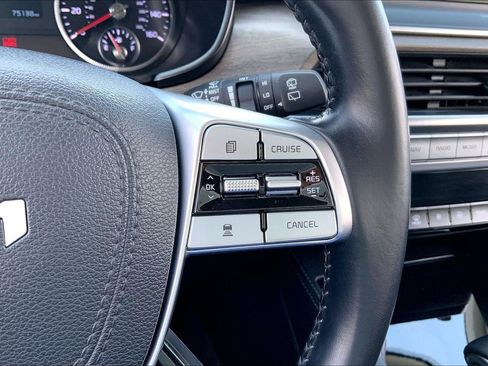 Used 2022 Kia Telluride EX w/ EX Premium Package image 17