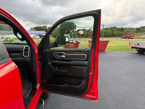 Used 2023 RAM 1500 Big Horn AWD/4WD image 31