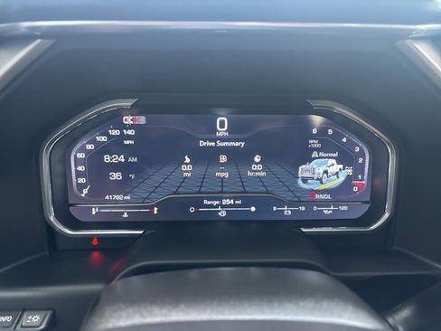 Used 2024 GMC Sierra 3500 Denali w/ Technology Package image 20