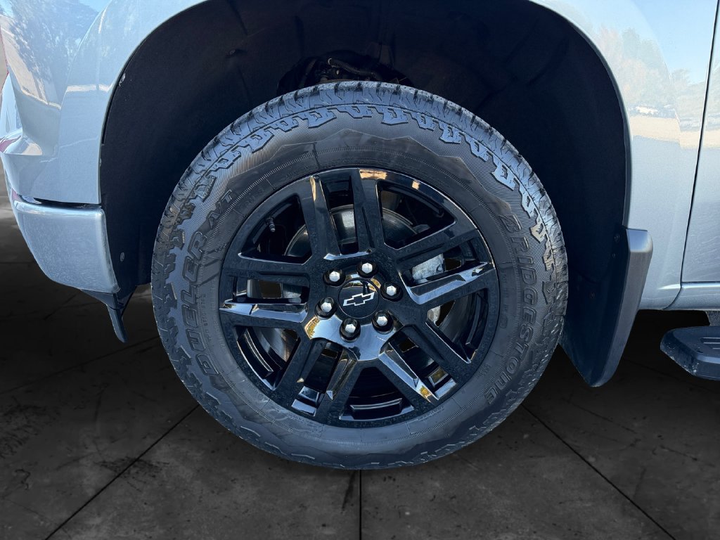 Used 2024 Chevrolet Silverado 1500 RST w/ Max Trailering Package AWD/4WD image 14
