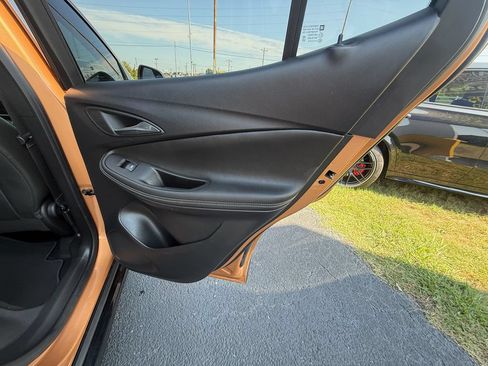 Used 2024 Buick Encore GX Sport Touring w/ Black Roof Package FWD image 20