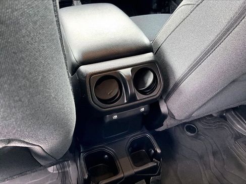 Used 2024 Jeep Wrangler Unlimited Sport AWD/4WD image 28