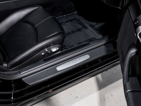 Used 2007 Porsche 911 Turbo image 28