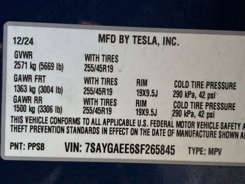 Used 2025 Tesla Model Y Long Range image 27