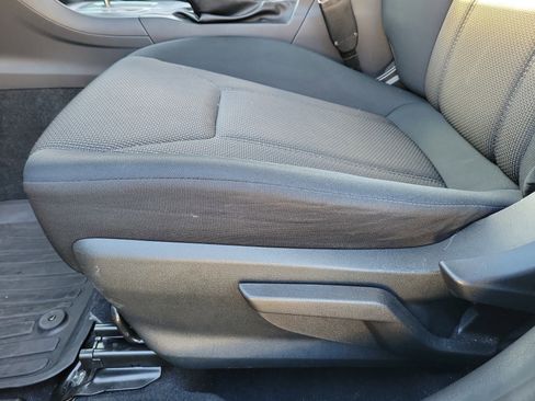 Used 2022 Subaru Crosstrek 2.0i image 19