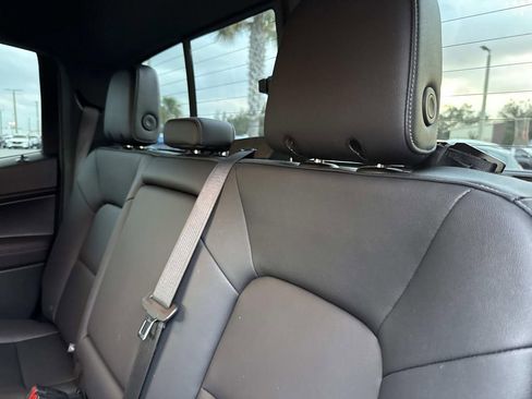 Used 2024 GMC Canyon Elevation w/ Convenience Package image 19