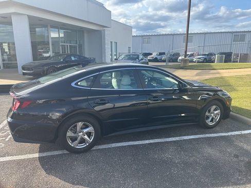 Used 2022 Hyundai Sonata SE FWD image 13