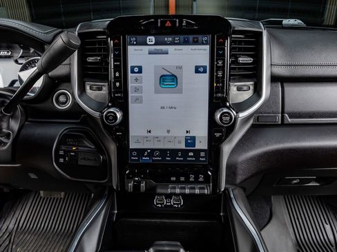 Used 2024 RAM 3500 Laramie w/ Night Edition image 22