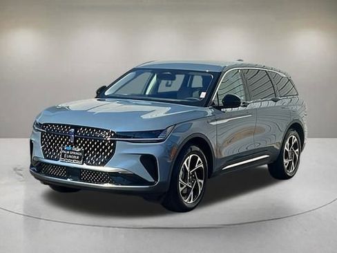 New 2026 Lincoln Nautilus Premier image 2