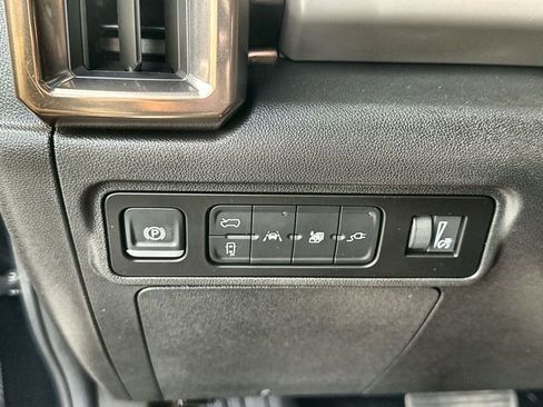 Used 2024 GMC Hummer EV 3X w/ Extreme Off-Road Package image 18