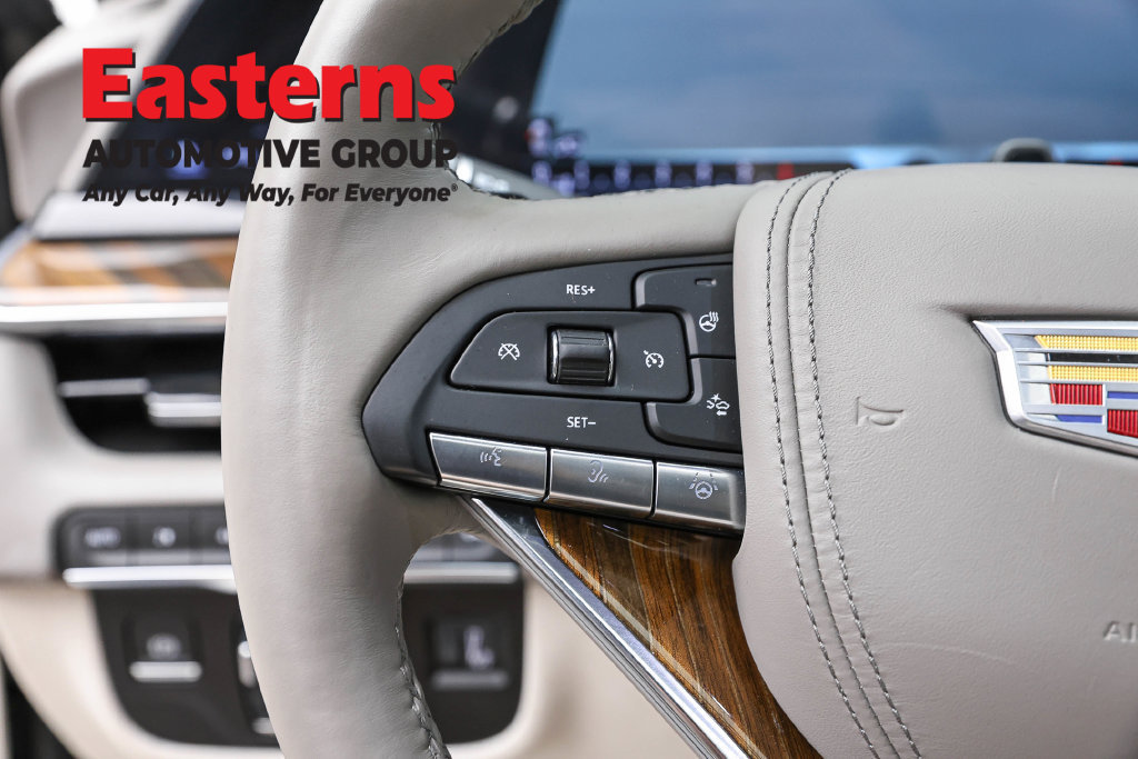 Used 2024 Cadillac Escalade ESV Sport Platinum w/ LPO, ONYX Package AWD/4WD image 16