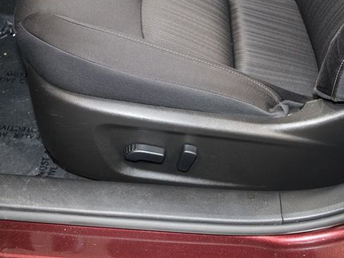 Used 2024 Nissan Altima 2.5 SV image 16