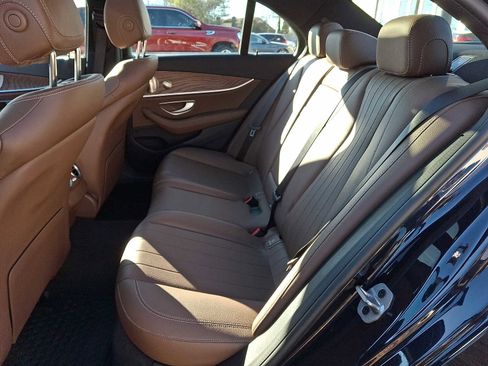 Certified 2023 Mercedes-Benz E 350 4MATIC Sedan image 7