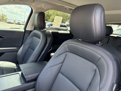 New 2026 Lincoln Nautilus Premier w/ Equipment Group 102A AWD/4WD image 20
