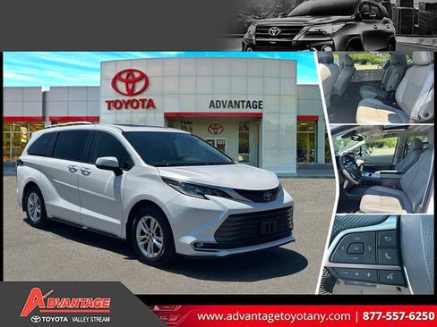 Certified 2023 Toyota Sienna Limited AWD/4WD image 1