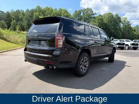 Used 2024 Chevrolet Suburban Z71 w/ Off-Road Capability Package AWD/4WD image 5