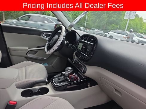 Used 2021 Kia Soul EX FWD image 8